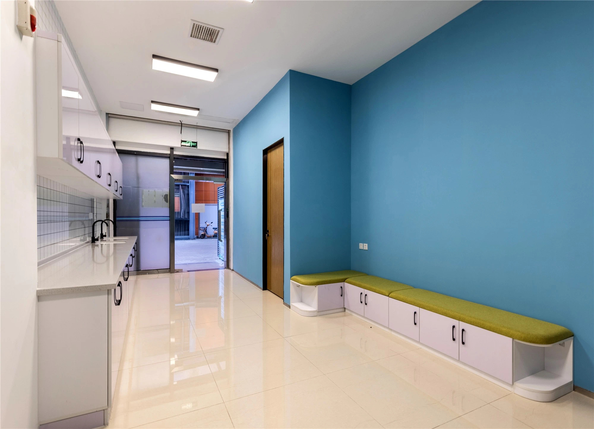 【案例賞析】武漢市車都天然氣營業(yè)廳完工實景展示，開放多元，活力共享！(圖8)