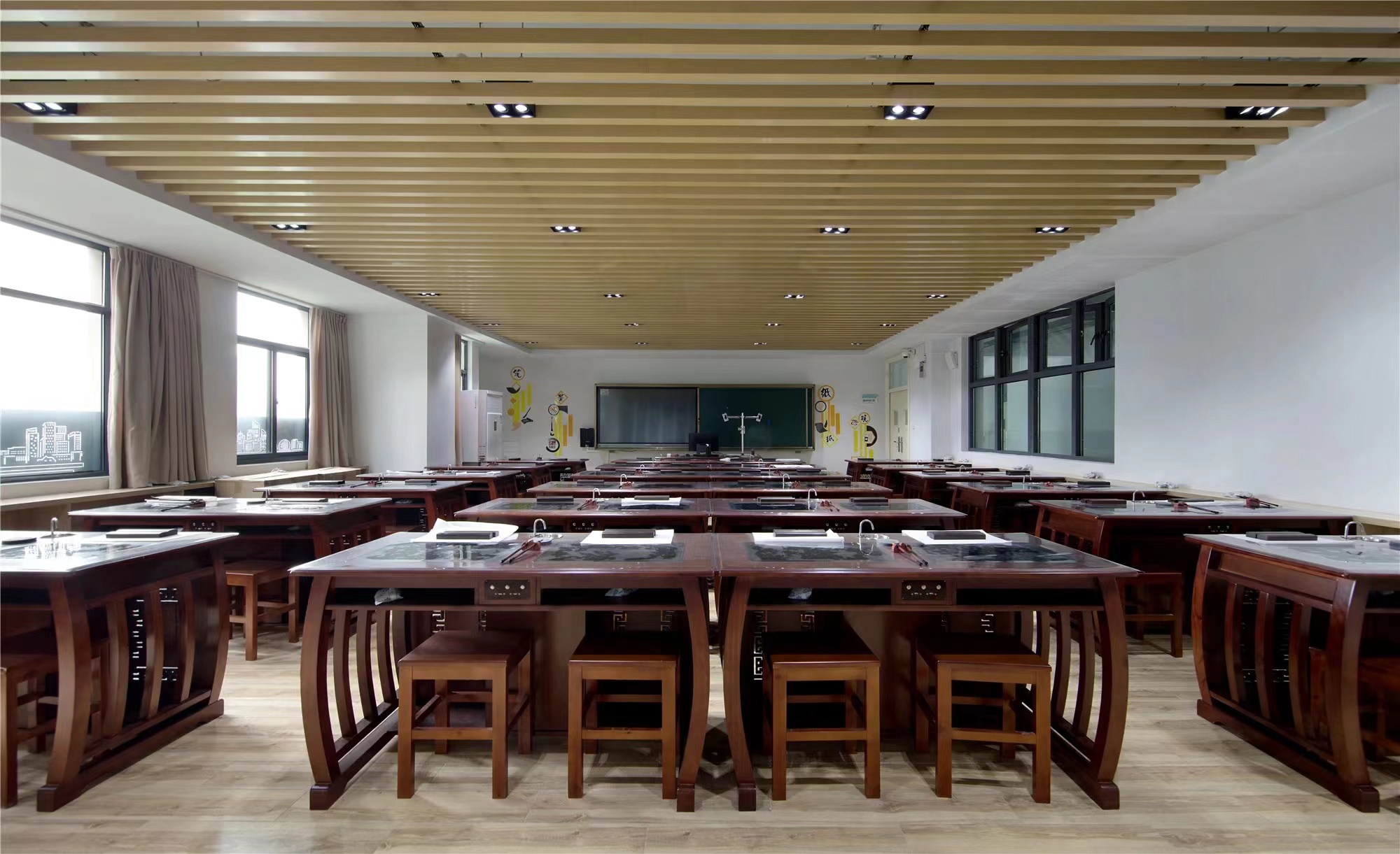 【學校案例】今泰裝飾在武漢市先后完成了與紅領巾學校6個校區(qū)的項目交付！(圖11)